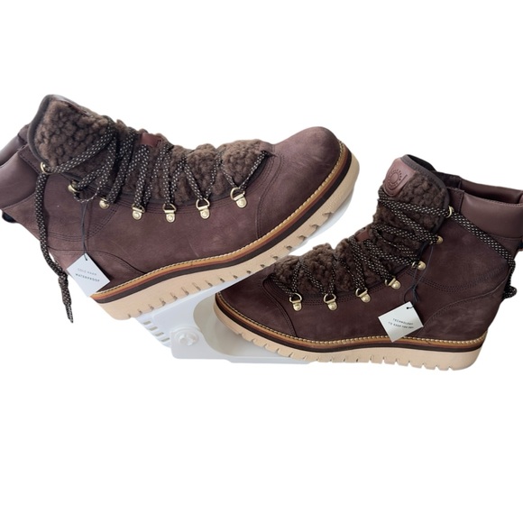 Cole Haan Women's Zerogrand Faux Fur Lace-Up Boots Size 10B - Picture 9 of 12